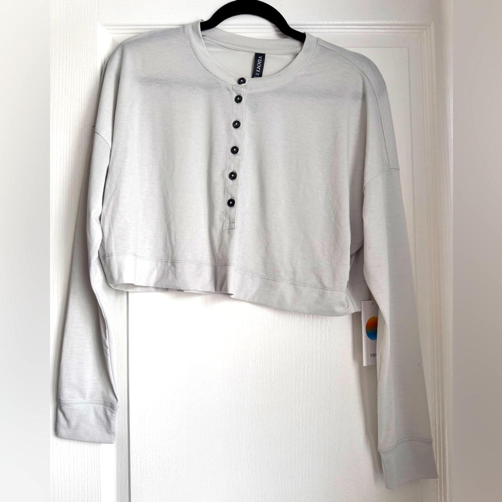 Vuori NWT White Henley Crop Top